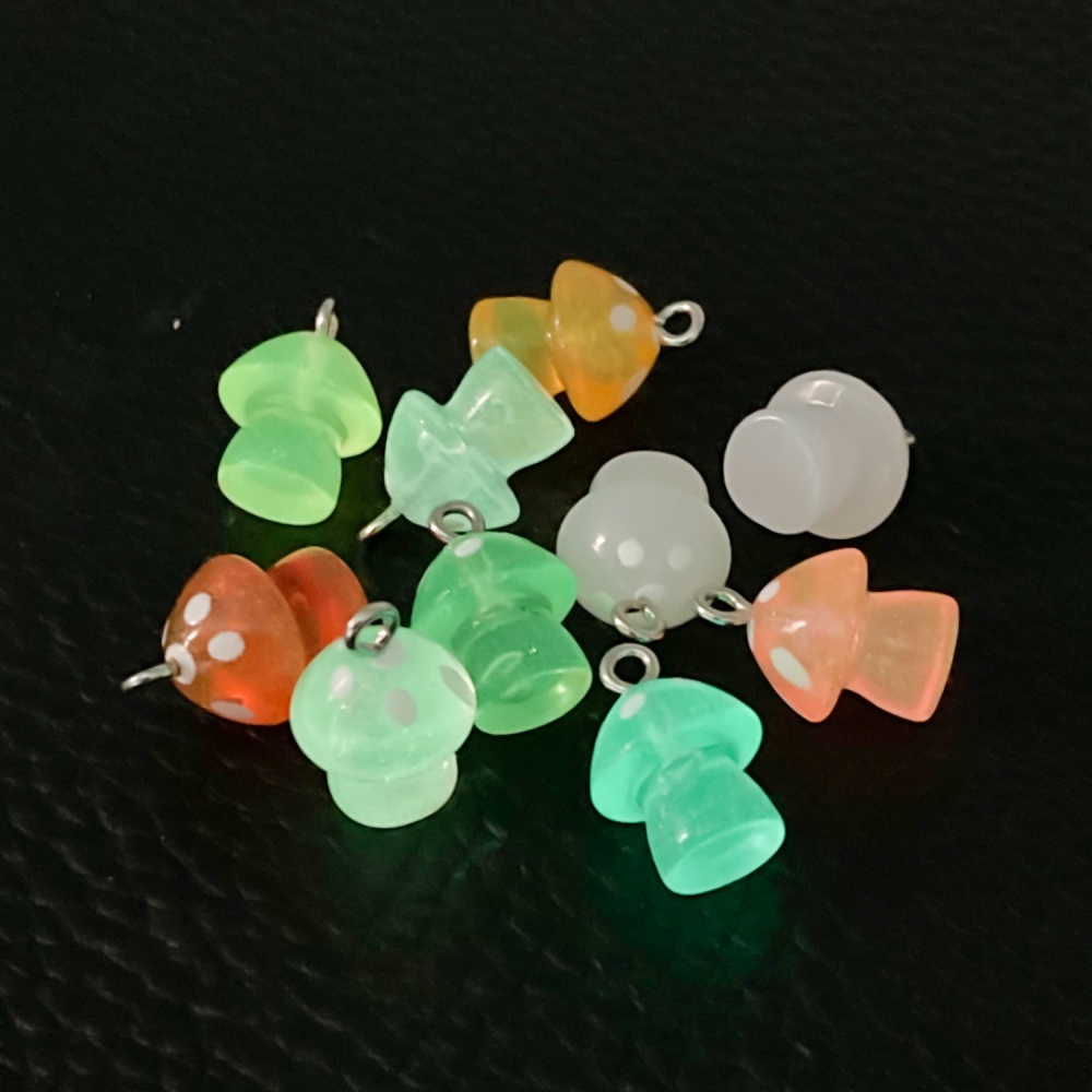 16pcs Luminous Mushroom Charms - Resin Art Notes incelemesi ve fiyatı